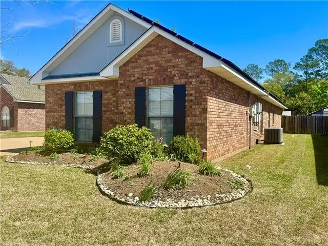 5921 Pepper Tree Drive, Alexandria, LA 71303 - #3