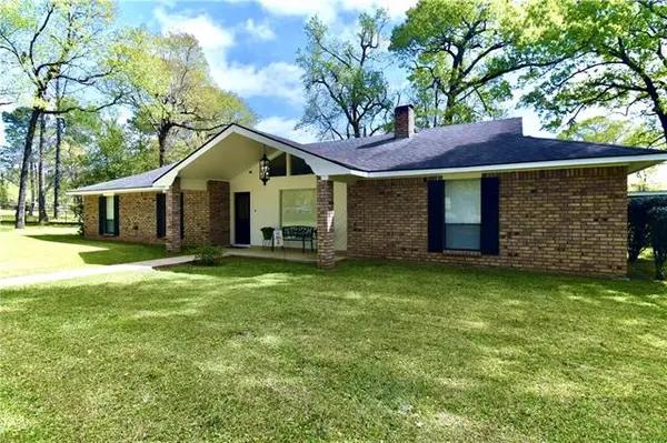 8633 Ridgemont Drive, Pineville, LA 71360