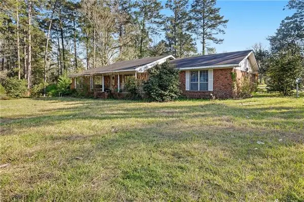 6969 Highway 8 Highway, Bentley, LA 71407