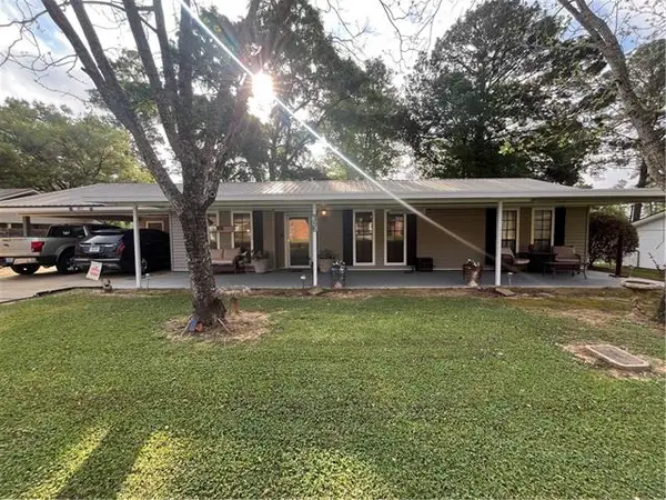 408 W. Hampton Drive, Pineville, LA 71360