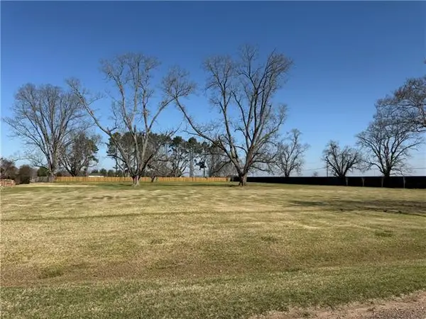 220 Orchard Run, Natchitoches, LA 71457