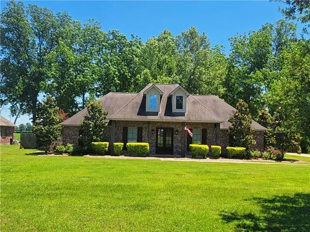 360 Saint Francis Avenue, Natchitoches, LA 71457 - #1