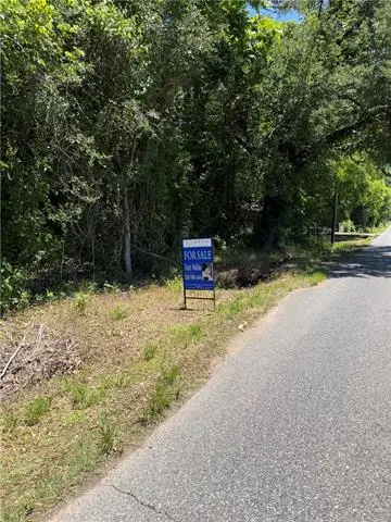2725 Enterprise Drive, Alexandria, LA 71303