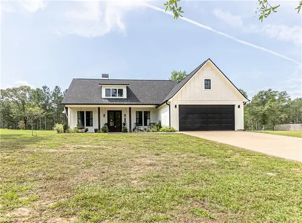 123 Hill Top Drive, Pollock, LA 71467