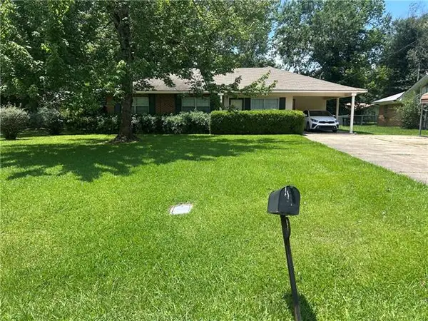 1306 North 5th Street, Natchitoches, LA 71457
