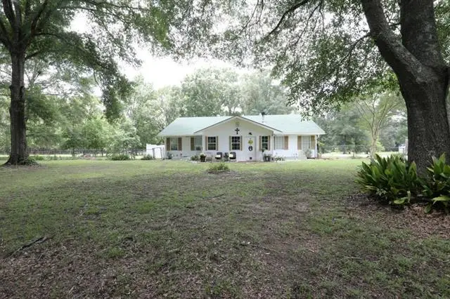 229 Big Island Loop, Deville, LA 71328 - #1