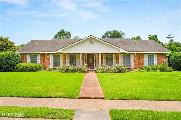 1112 Canterbury Drive, Alexandria, LA 71303