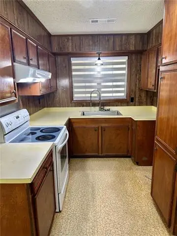 202 Irene Drive, Pineville, LA 71360 - #3
