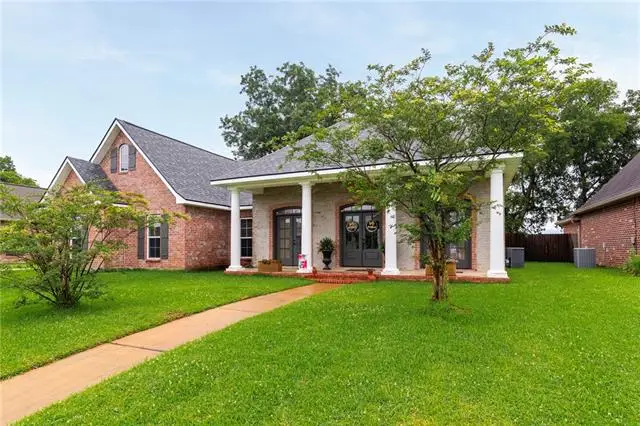 216 Grand Lakes Boulevard, Alexandria, LA 71303 - #1