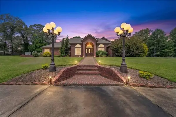 8058 Champions Way, Pineville, LA 71360