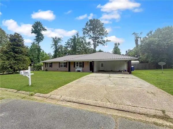 1203 Rice Street, Deridder, LA 70634