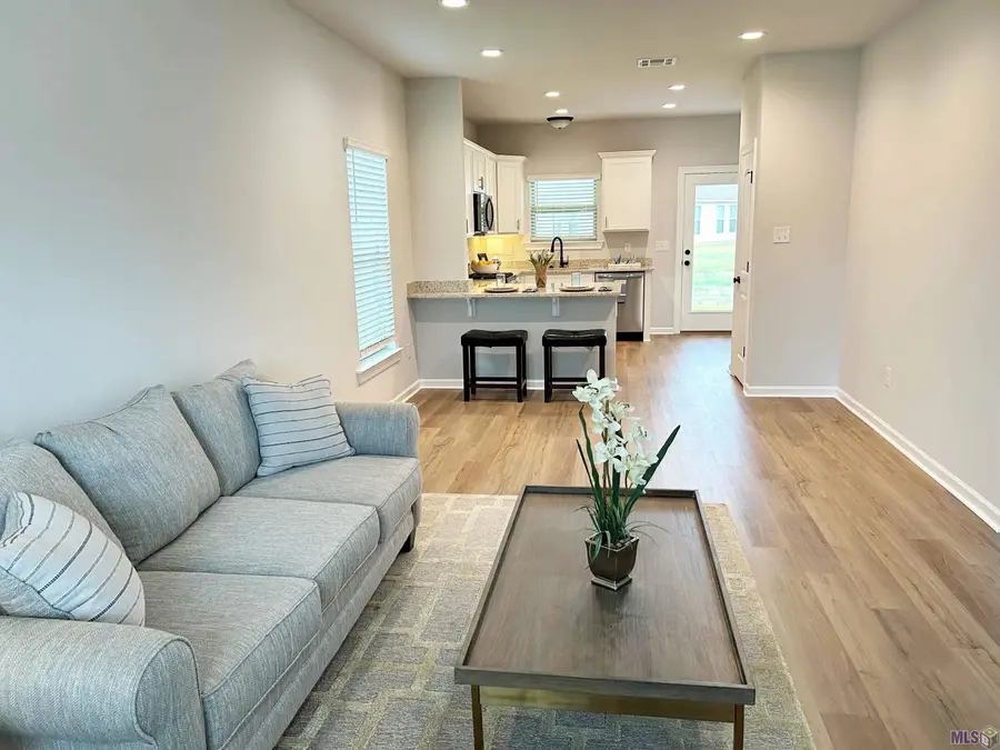 60816 Fairfax Dr, Lacombe, LA 70445 - Image #2