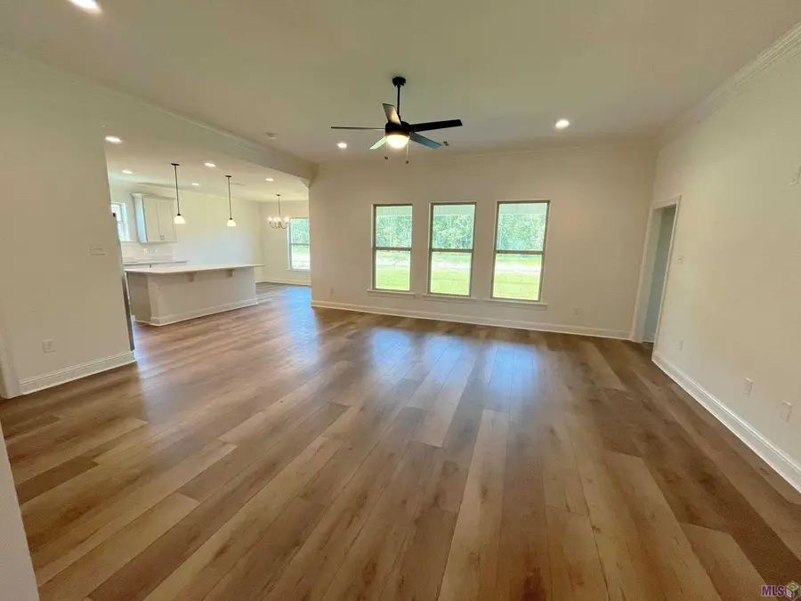 42231 Blue Bay Dr, Ponchatoula, LA 70454 - Image #2