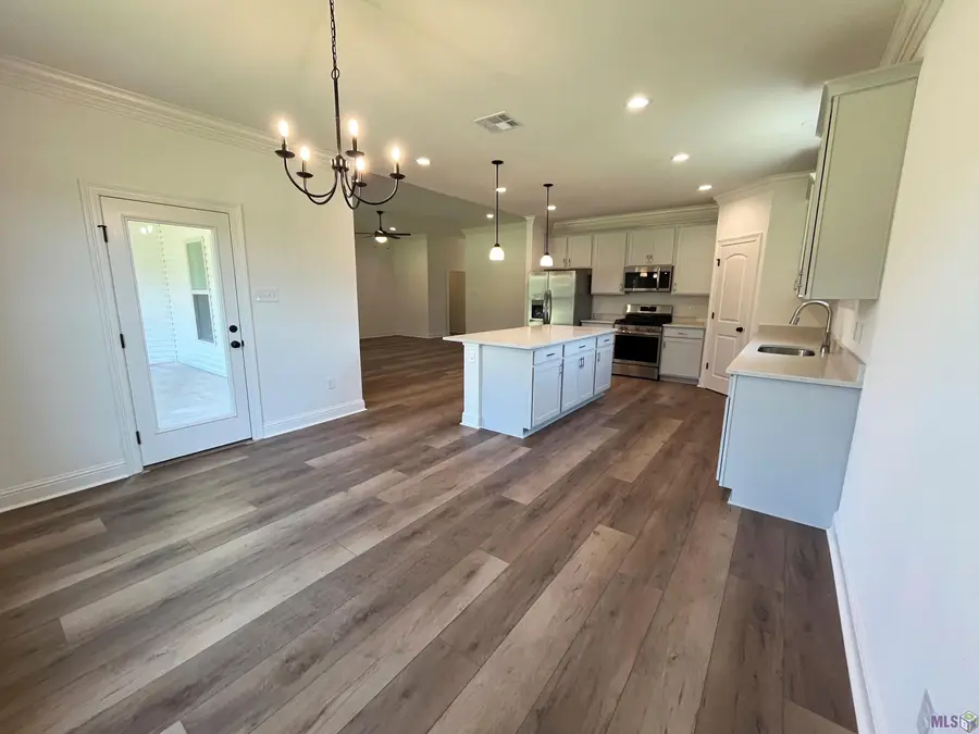 42231 Blue Bay Dr, Ponchatoula, LA 70454 - Image #3