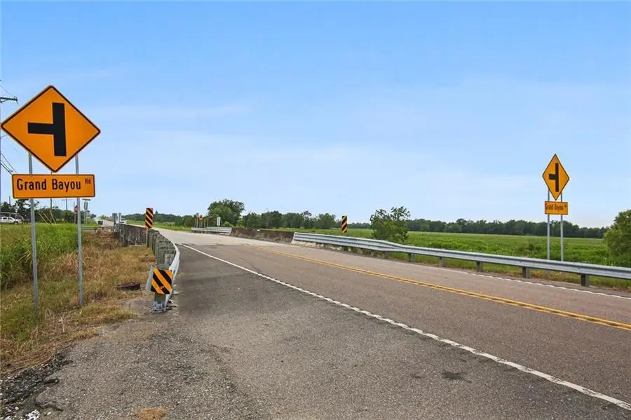 2467 La 306 Highway, Des Allemands, LA 70030 - Image #3