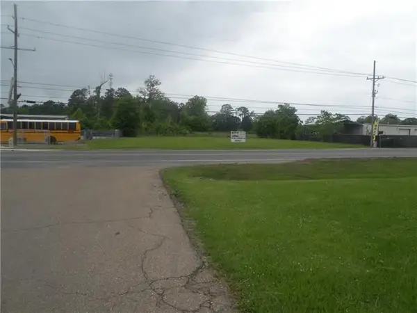 La 42 Highway, Springfield, LA 70462