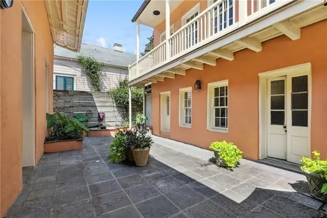 612 Burgundy Street #B, New Orleans, LA 70112 - Image #2