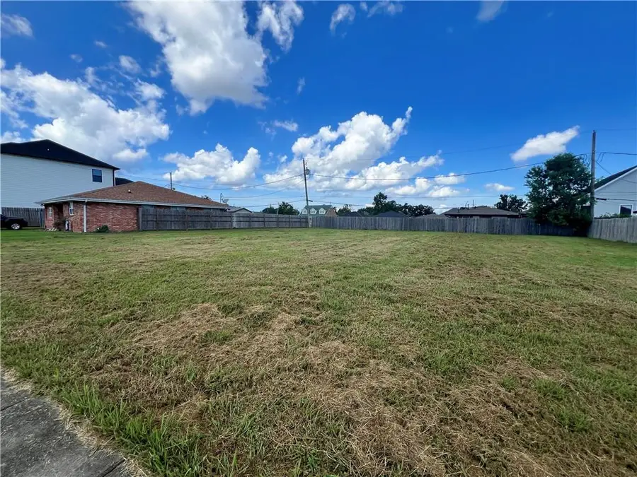 321 Llama Drive, Arabi, LA 70032 - Image #3