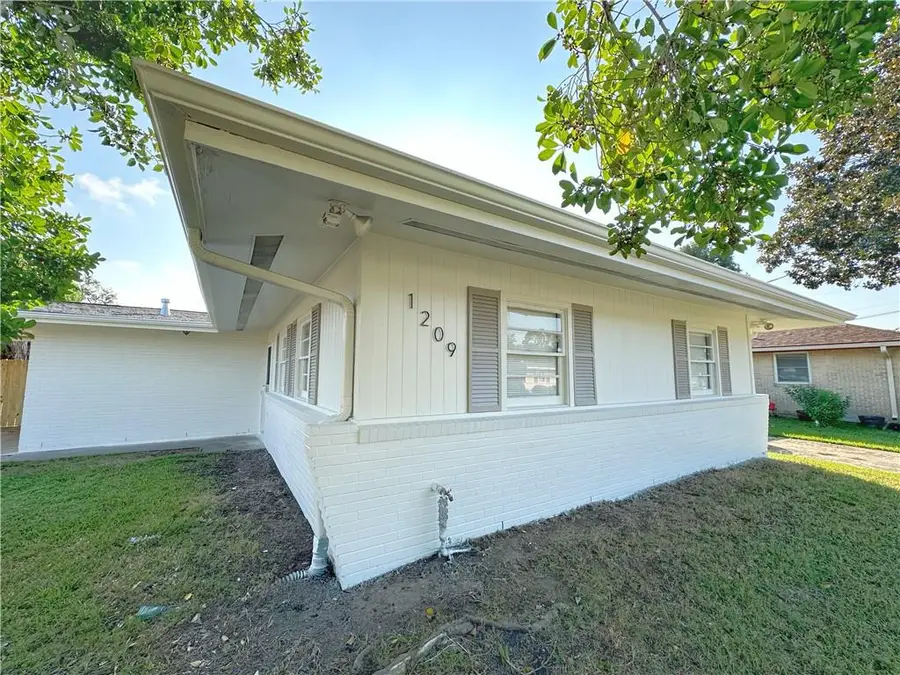 1209 Peggy Avenue, Metairie, LA 70003 - Image #2