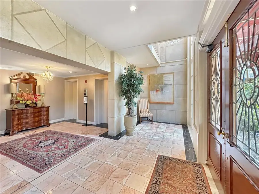 3000 St Charles Avenue #307, New Orleans, LA 70115 - #2