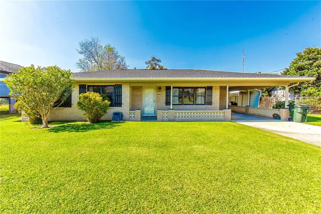 208 R J Drive, Chauvin, LA 70344 - Image #1