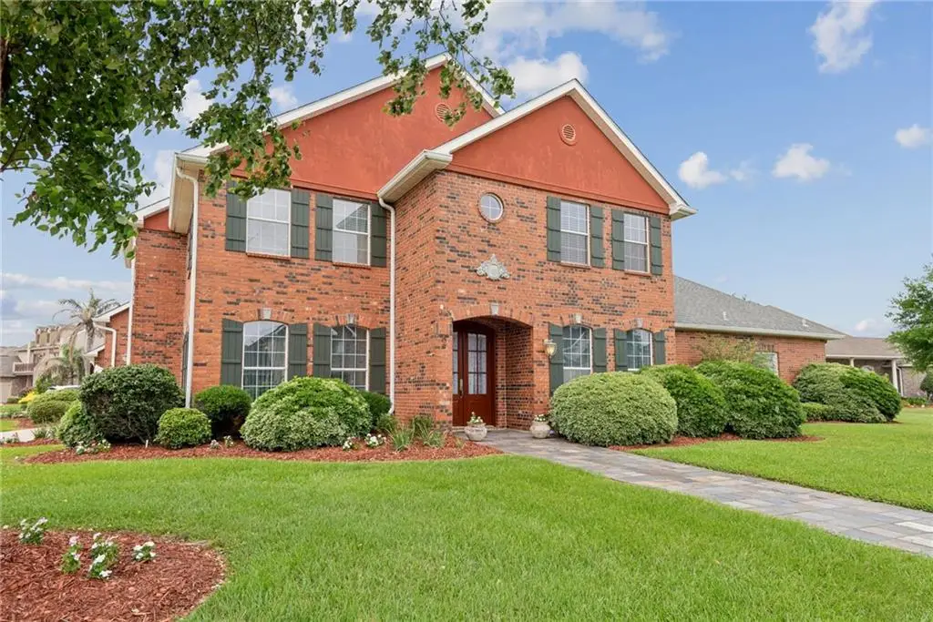 2 Squirewood Court, Harvey, LA 70058 - Image #1