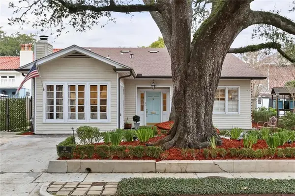 123 Wood Avenue, Metairie, LA 70005