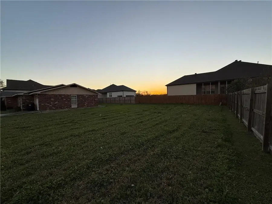 3900 Dominique Drive, Chalmette, LA 70043 - Image #3