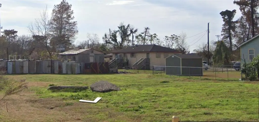 Broadway Avenue, Harvey, LA 70058 - Image #1