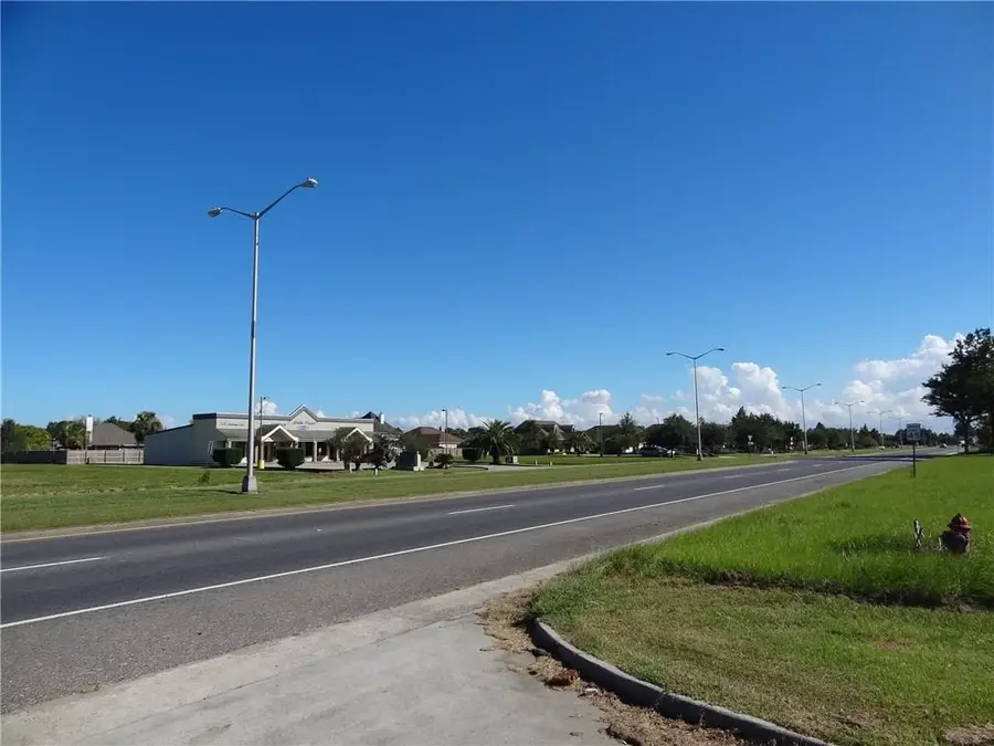 Belle Terre Boulevard, Laplace, LA 70068 - Image #2