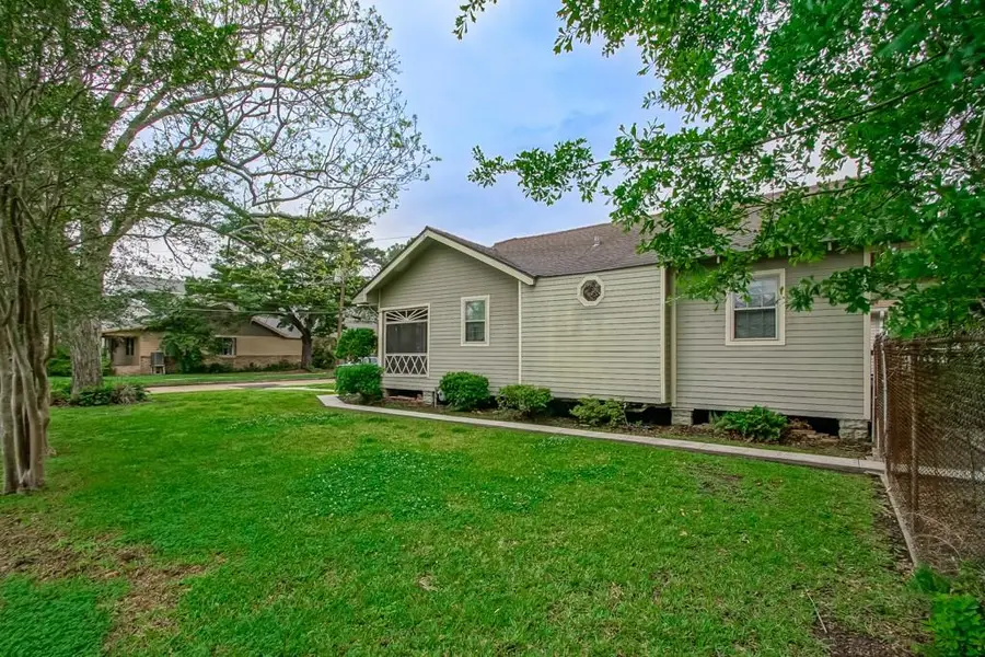 303 Phosphor Avenue, Metairie, LA 70005 - Image #2