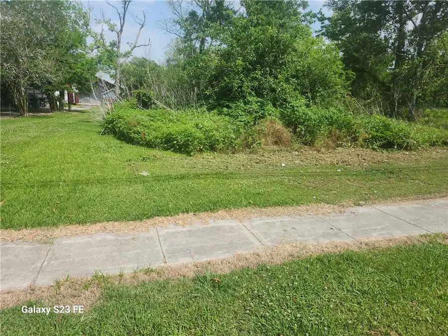 W 5th Street, Laplace, LA 70068 - Image #2