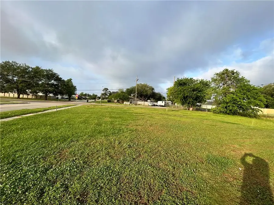 1700 Schnell Drive, Arabi, LA 70032 - Image #3