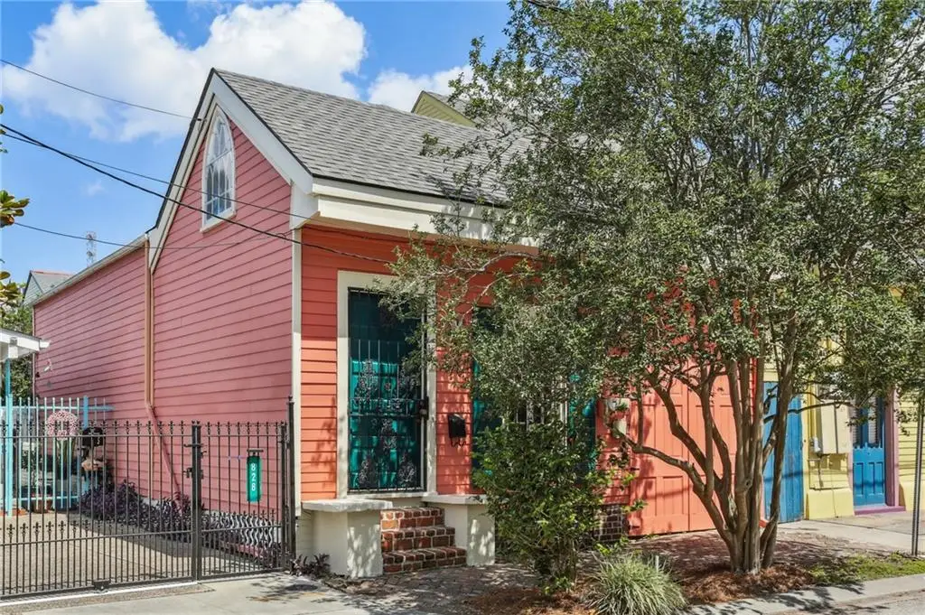 834 Dublin Street, New Orleans, LA 70118 - Image #1