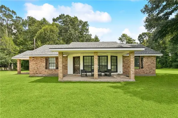 42073 Farlow Lane, Ponchatoula, LA 70454