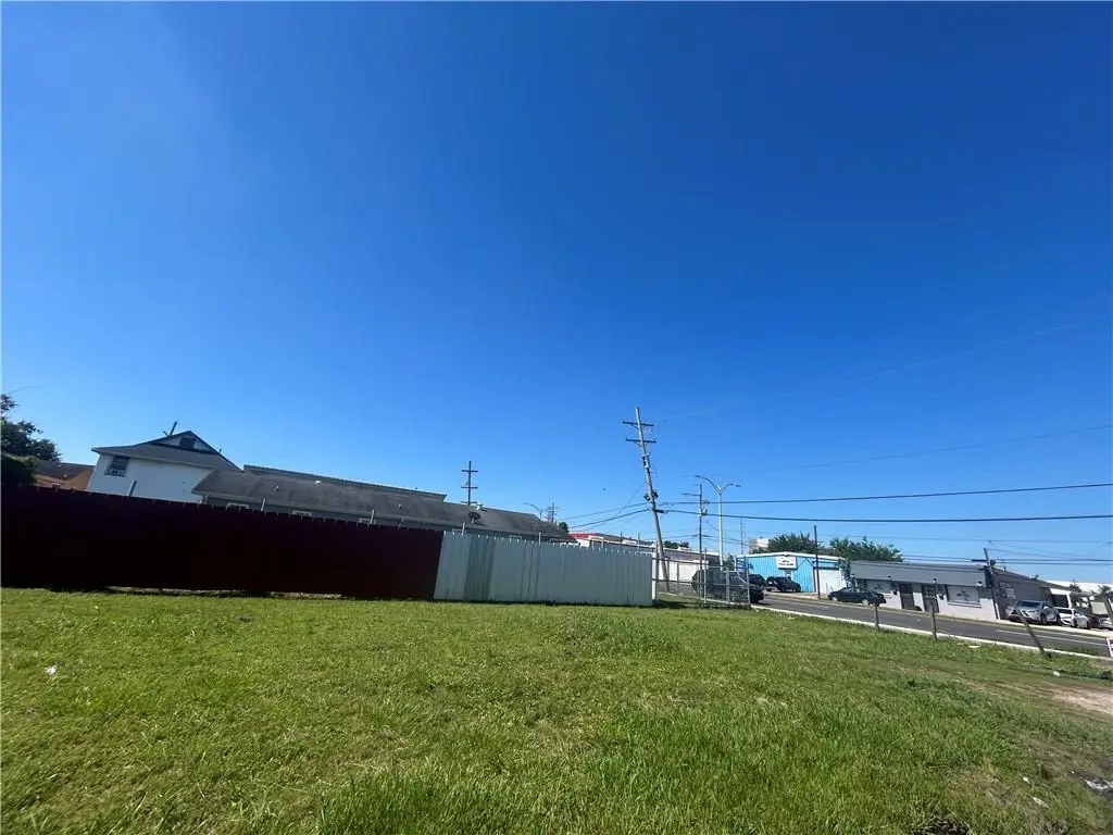 4523 Downman Road, New Orleans, LA 70126 - Image #1