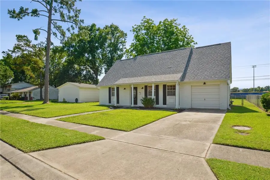 1017 Ridgefield Drive, Laplace, LA 70068 - Image #2