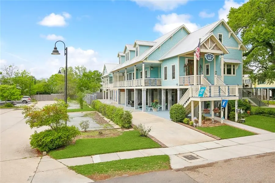 124 Lafitte Street, Mandeville, LA 70448 - Image #2