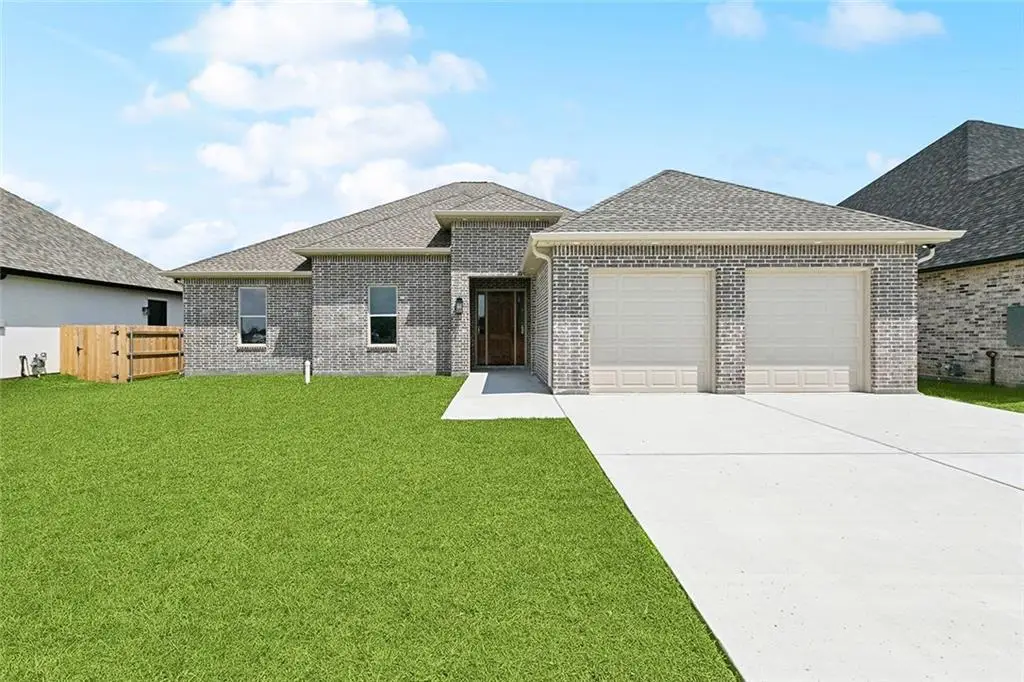 156 Mallard Drive, Westwego, LA 70094 - Image #1