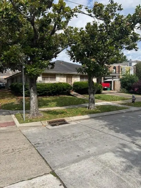 305 Lilac Street, Metairie, LA 70005 - #2