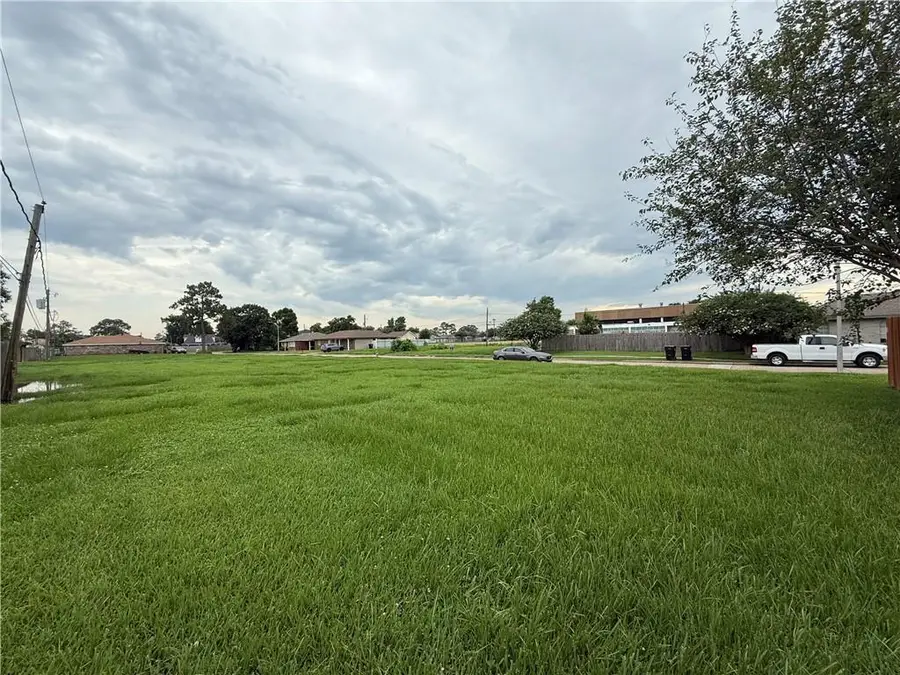 2341 Artillery Drive, Chalmette, LA 70043 - Image #2