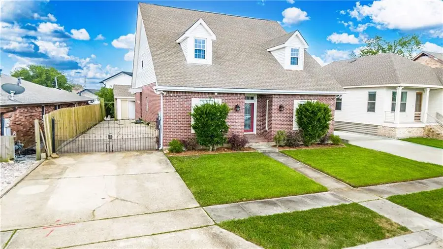 8336 Sabre Drive, Chalmette, LA 70043 - Image #2