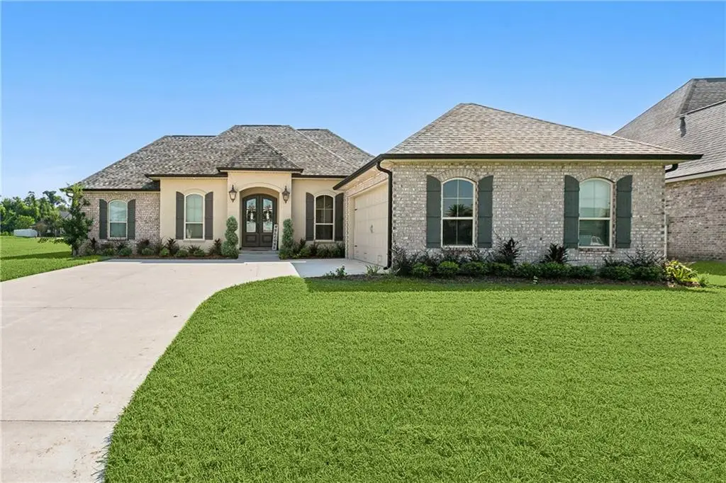 356 South Pass Drive, Laplace, LA 70068 - Image #1