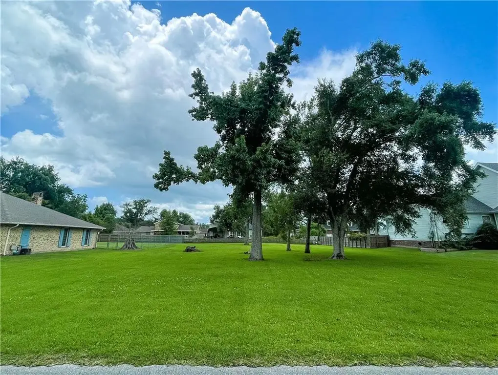 64 N Kelly Lane, Waggaman, LA 70094 - Image #1