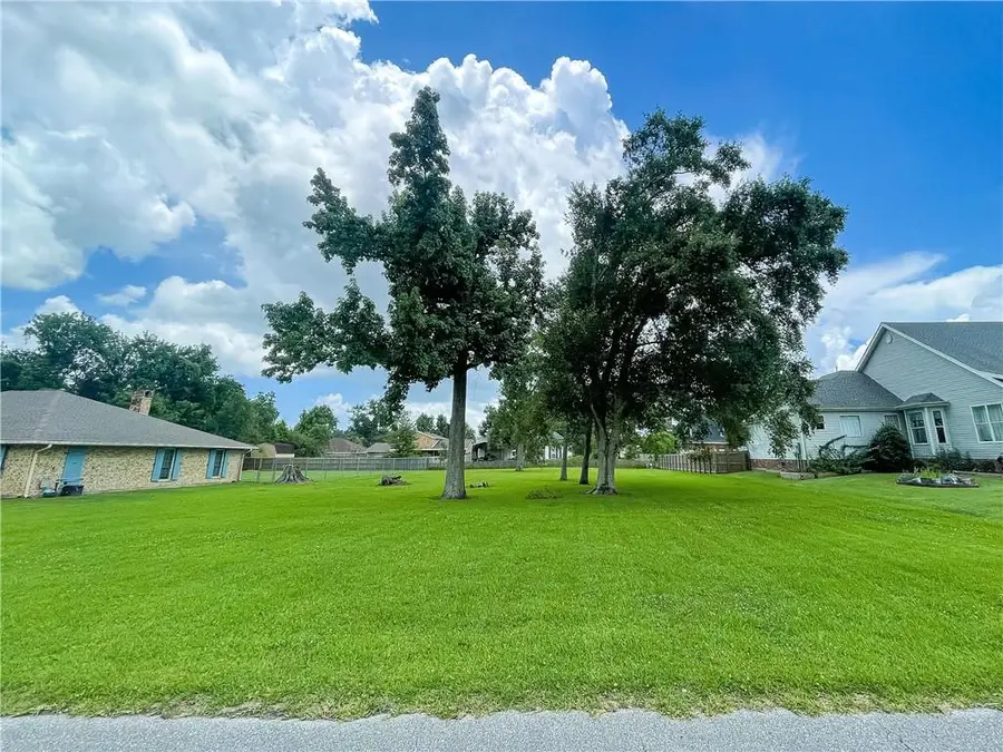64 N Kelly Lane, Waggaman, LA 70094 - Image #2