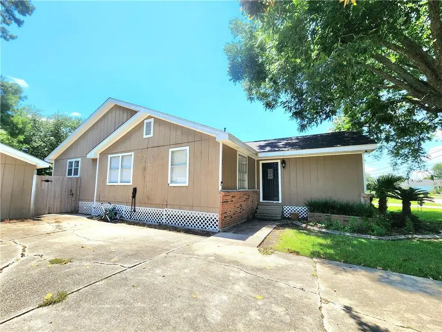 104 Delta Street, Belle Chasse, LA 70037 - Image #2