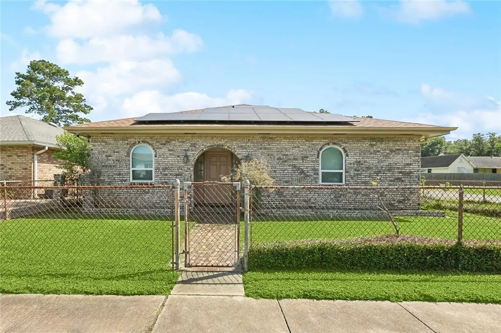 225 E Casa Calvo Street, Chalmette, LA 70043 - Image #1