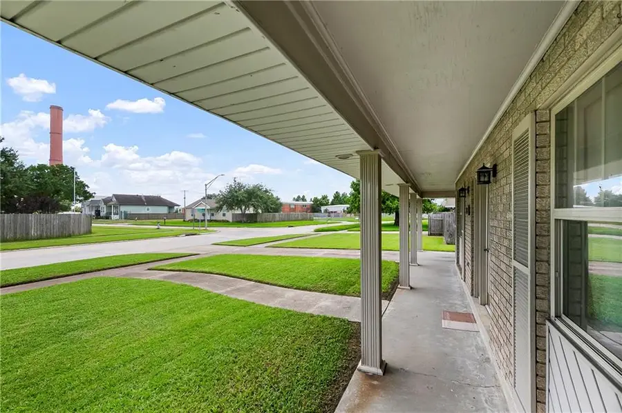 8829 Livingston Avenue, Chalmette, LA 70043 - #3