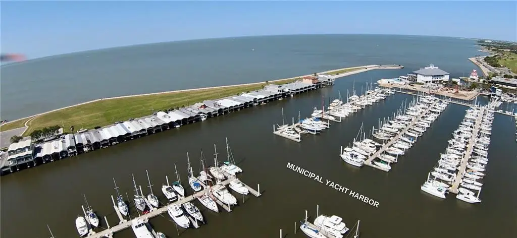 7690 & 7700 Breakwater Drive, New Orleans, LA 70124 - Image #1