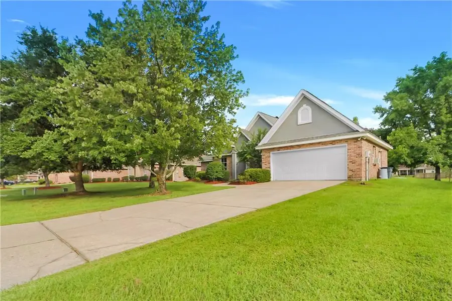 1022 Forest Ridge Loop, Pearl River, LA 70452 - Image #3
